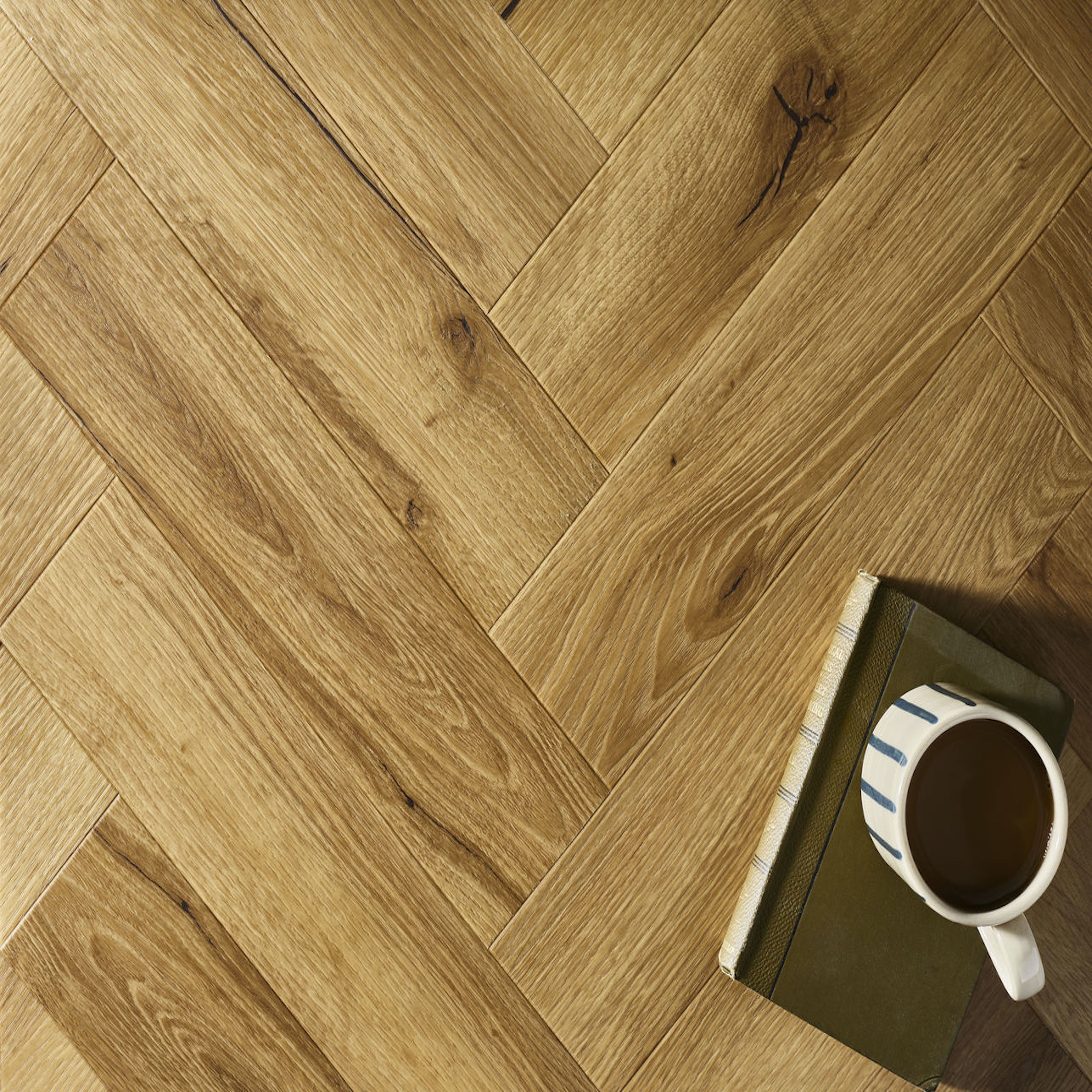 Textures LVT Honey Oak Herringbone